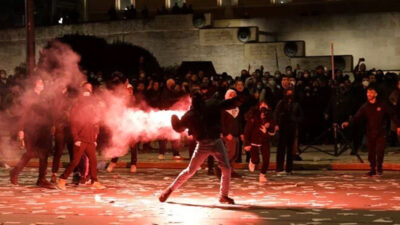 Atina sokakları karıştı