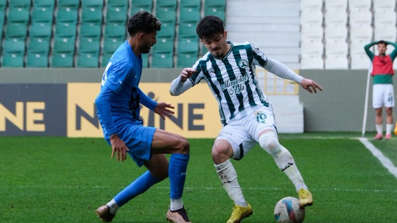 Karacabey Belediyespor, Giresun’da güldü. Mavi siyahlılara 3 puanı getiren