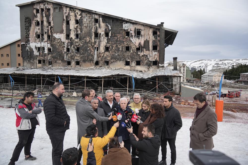 Başkan Bozbey’den Uludağ’da otel yangını açıklaması