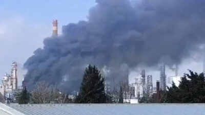 Azerbaycan’da petrol rafinerisinde büyük yangın