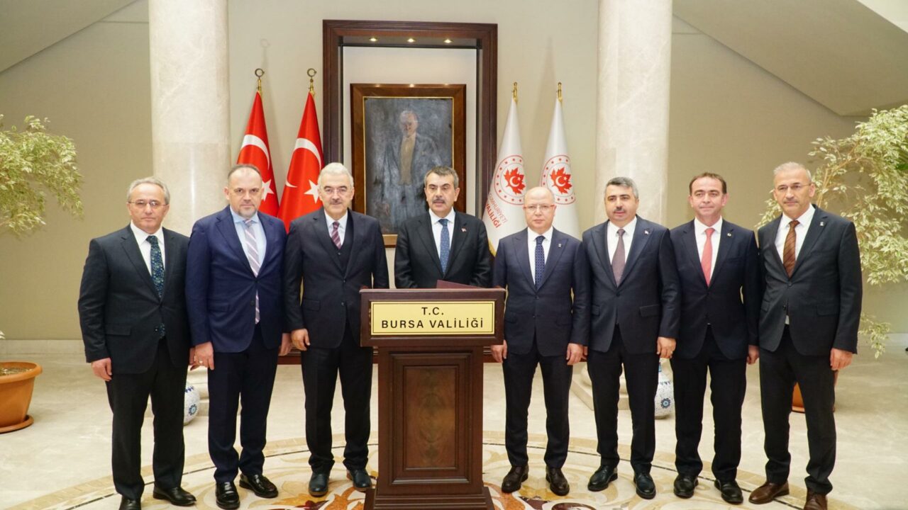 Milli Eğitim Bakanı Yusuf Tekin, Bursa’da! O öğrencinin vaadini gerçekleştirdi