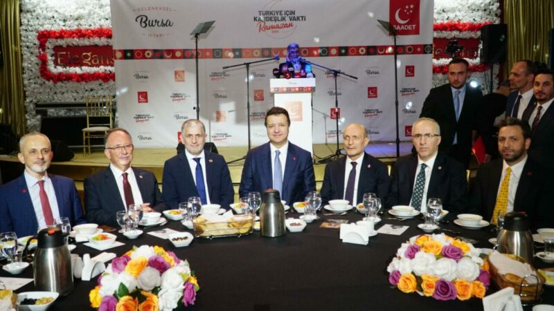 Saadet Partisi Genel Başkanı Arıkan’ın Bursa’dan adalet çağrısı Saadet Partisi Genel Başkanı Mahmut Arıkan, Bursa’da düzenlenen “Geleneksel Bursa