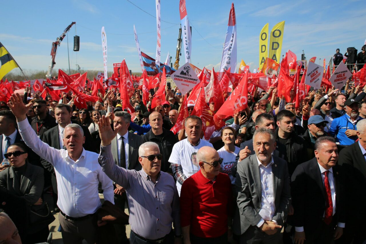 Başkan Bozbey’den Maltepe’de İmamoğlu’na destek Başkan Bozbey’den Maltepe’de İmamoğlu’na destek