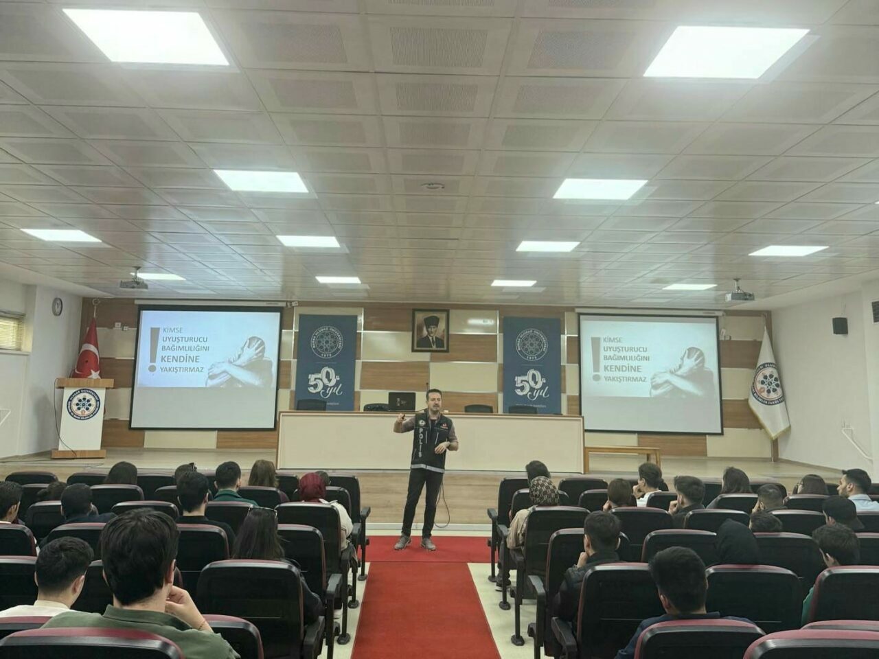 Bursa’da 5 bin 233 kişiye narko eğitim Bursa’da 5 bin 233 kişiye narko eğitim