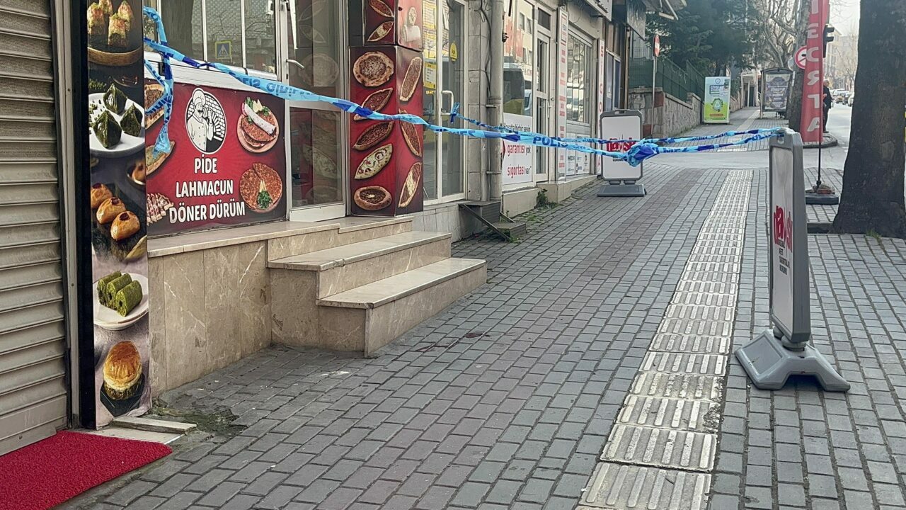 Bursa’da acı son! Kaldırımda yürürken…