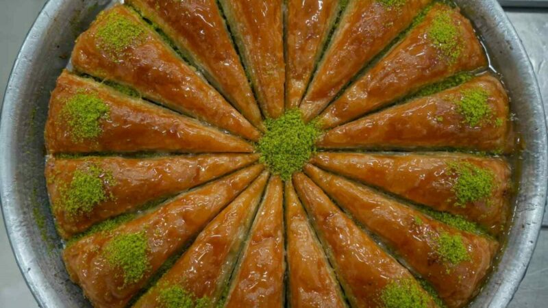 Bayramda tatlıya dikkat! Uzmanından kritik uyarılar