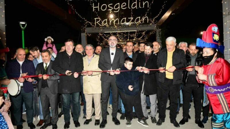 Bursa’da bir noktada daha Ramazan Sokağı açıldı Kestel Belediyesi tarafından hayata geçirilen Ramazan Sokağı, büyük bir coşkuyla