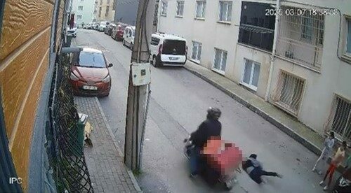 Bursa’da korkunç kaza: Yola fırlayan çocuğa…