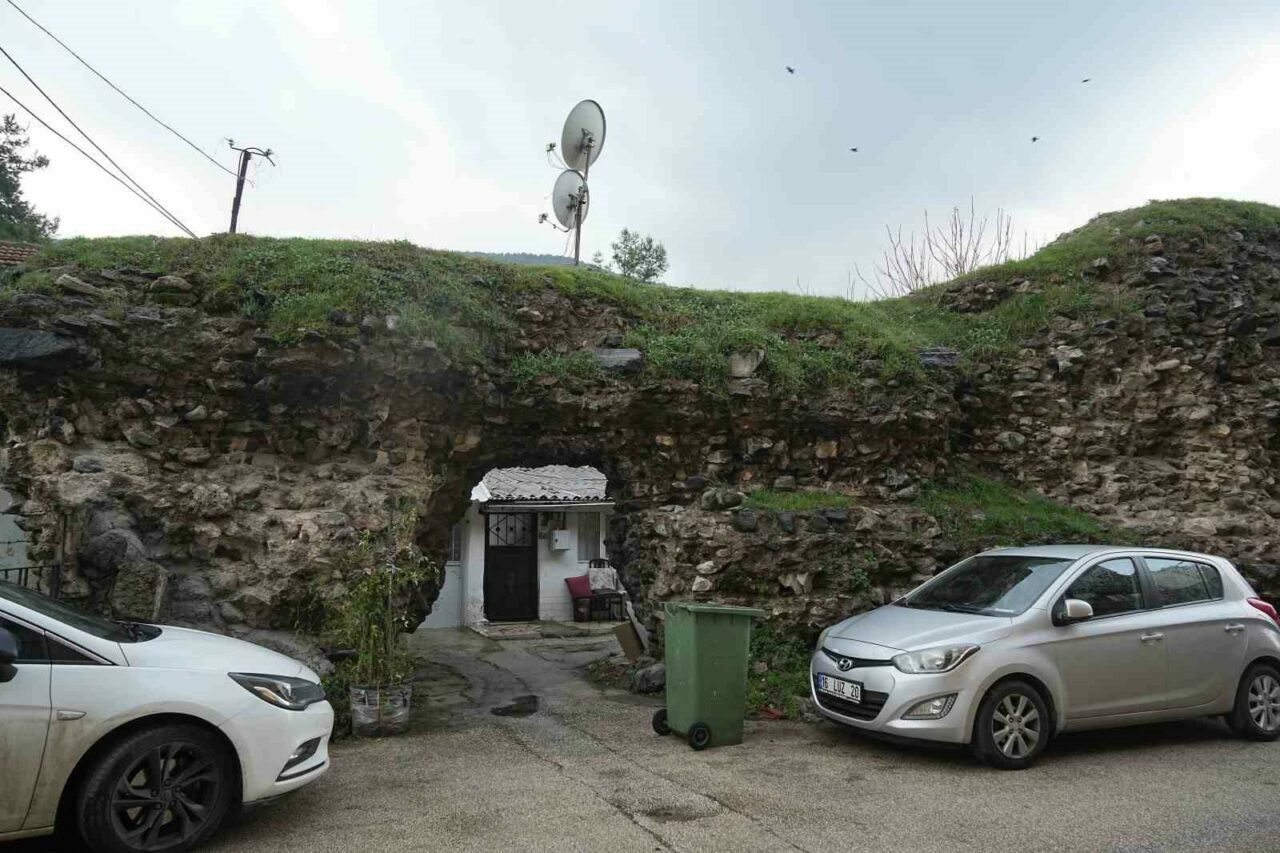 Bursa’da bu kadarına da pes dedirten görüntüler! Bursa’da bu kadarına da pes dedirten görüntüler!