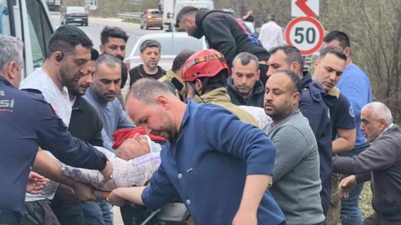 Bursa’da TIR şarampole yuvarlandı