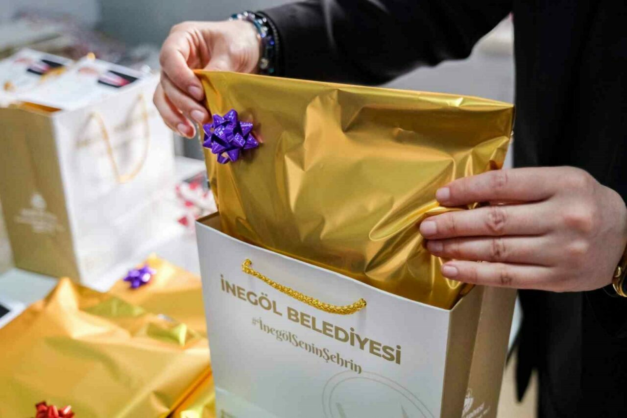 Bursa’da yaşlılara bayram sürprizi