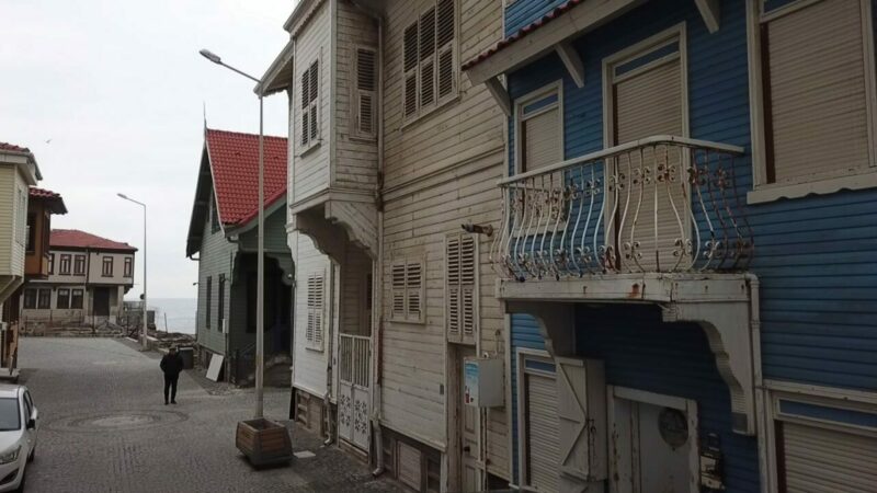 Bursa'nın Mudanya ilçesindeki Giritli Mahallesi, 1800’lü yılların sonlarında yaşanan yangından