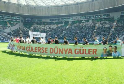 Bursaspor yetim çocuklarla el ele