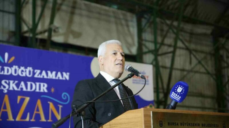 Bursa’ya önümüzdeki yıl geliyor! Başkan Bozbey açıkladı Bursa Büyükşehir Belediyesi’nin Mudanya’da düzenlediği iftar programında yaklaşık 2bin 500