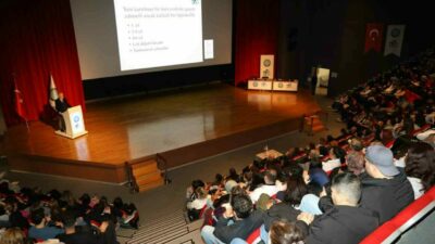 BUÜ nöroloji nöroşirürji hemşireliği sempozyumu tamamlandı