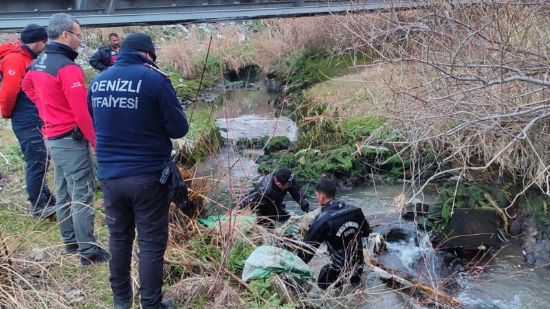 Denizli'nin Honaz ilçesinde dün ailesinin kayıp ihbarında bulunduğu 4 yaşındaki