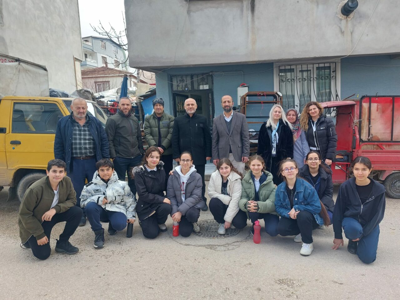 Mukaddes Yazıcılar Ortaokulu öğrencilerinden örnek davranış