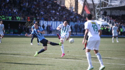 Bursaspor ilk yarının gerisinde kaldı