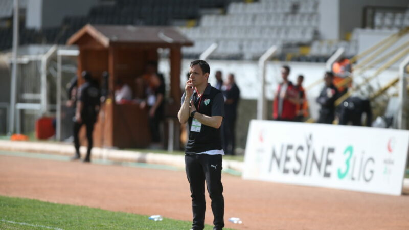 Batalla’dan maç sonu açıklamalar: ”Sağlamlığımızı kaybettik” Bursaspor Teknik Direktörü Pablo Martin Batalla, Kuşadasıspor ile 1-1 berabere