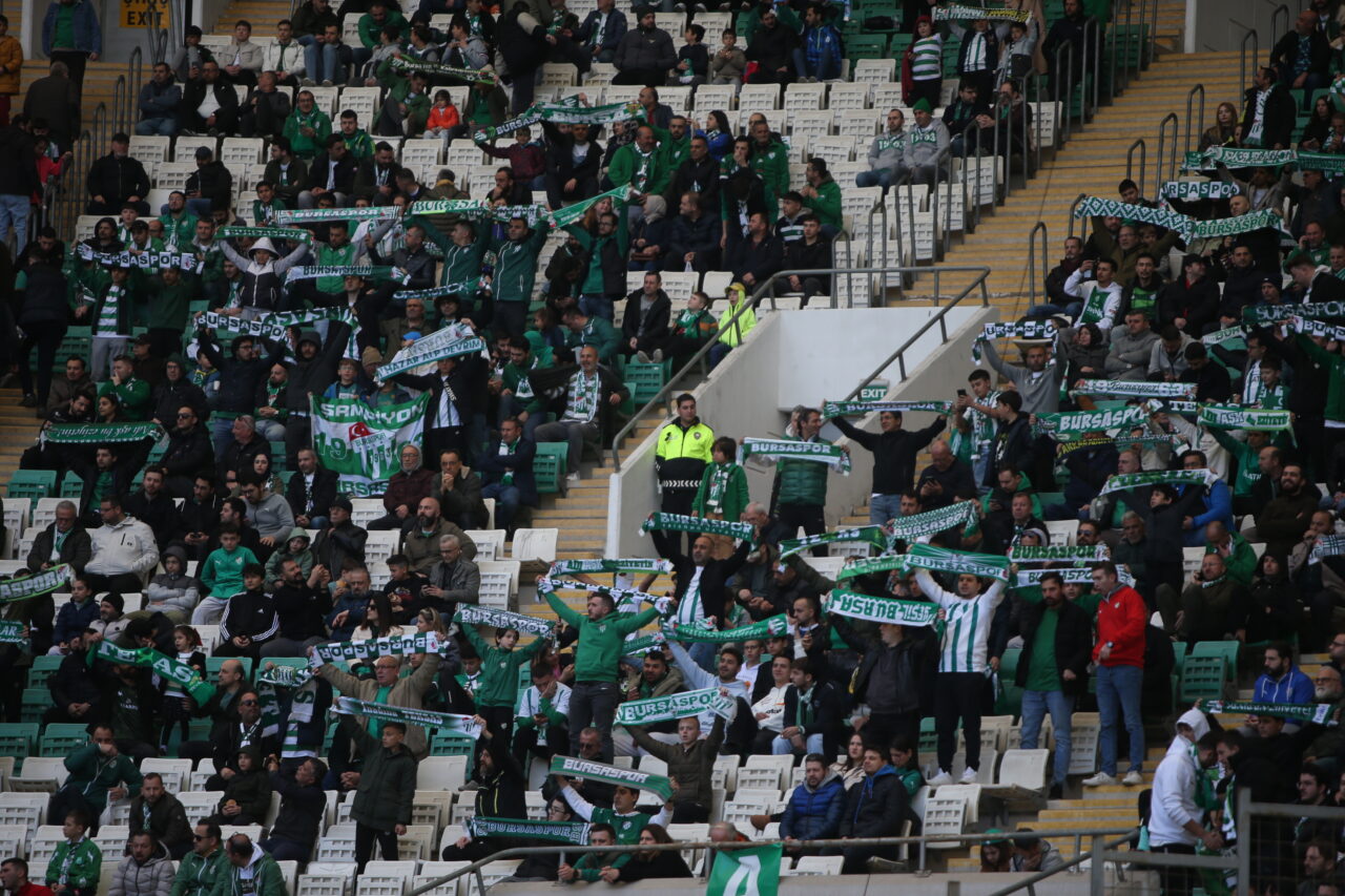 Bursaspor bu sezon bir ilki yaşadı! İşte Kırşehir maçının taraftar sayısı