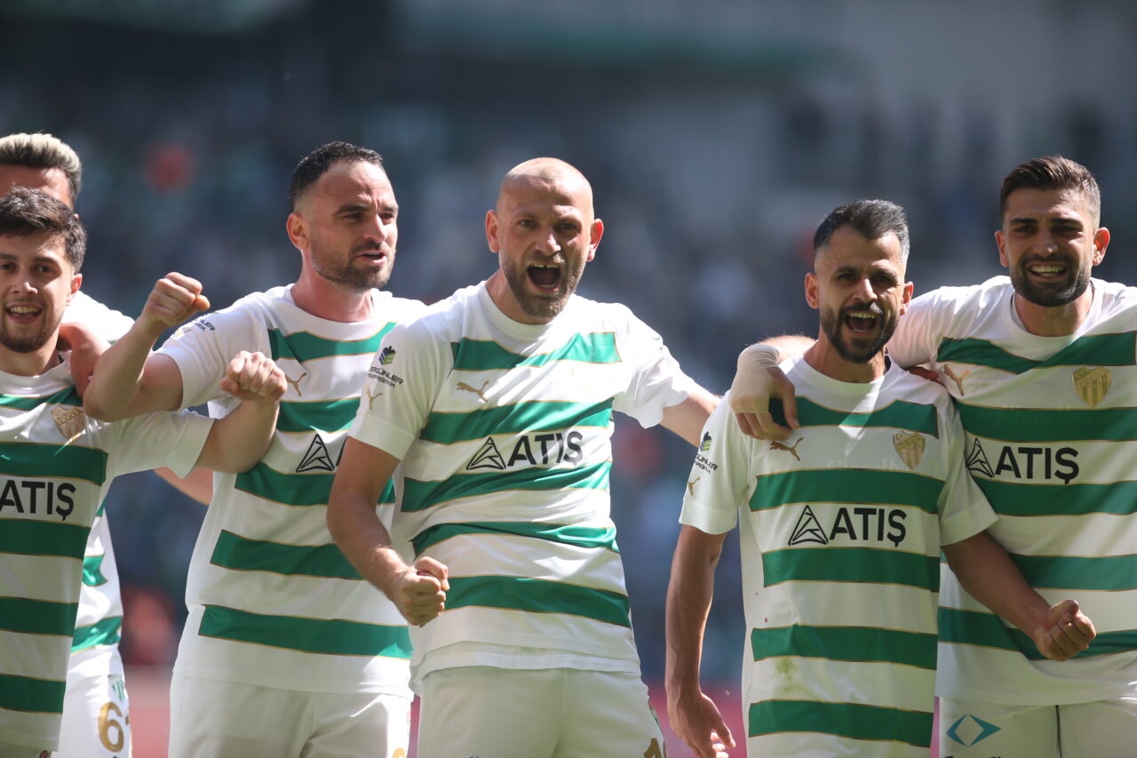 Bursasporlu oyuncu gol orucunu bozdu mesajı verdi