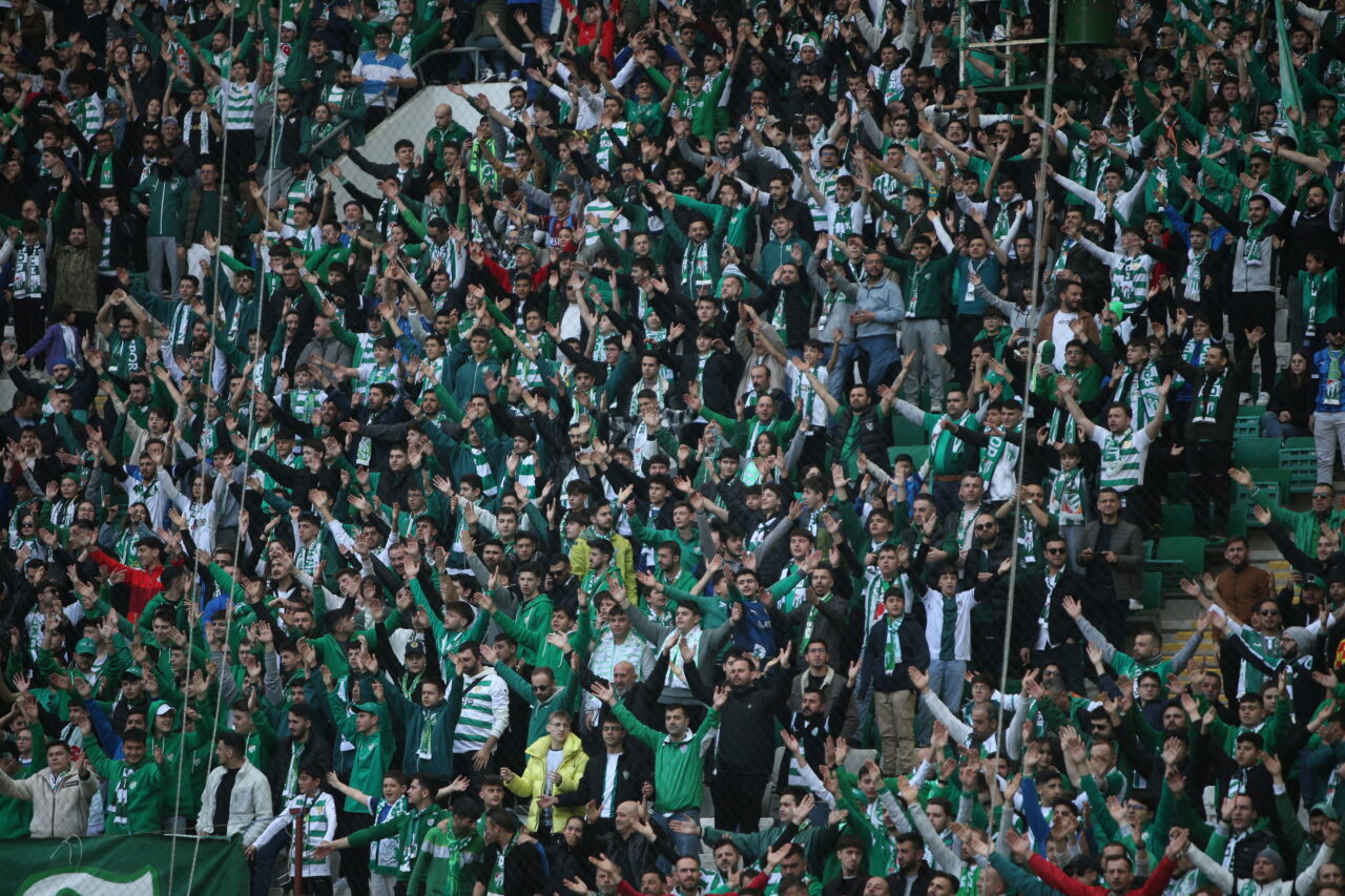 Bursaspor’da kombine bilet ve üyelik başvurularında son sayılar açıklandı