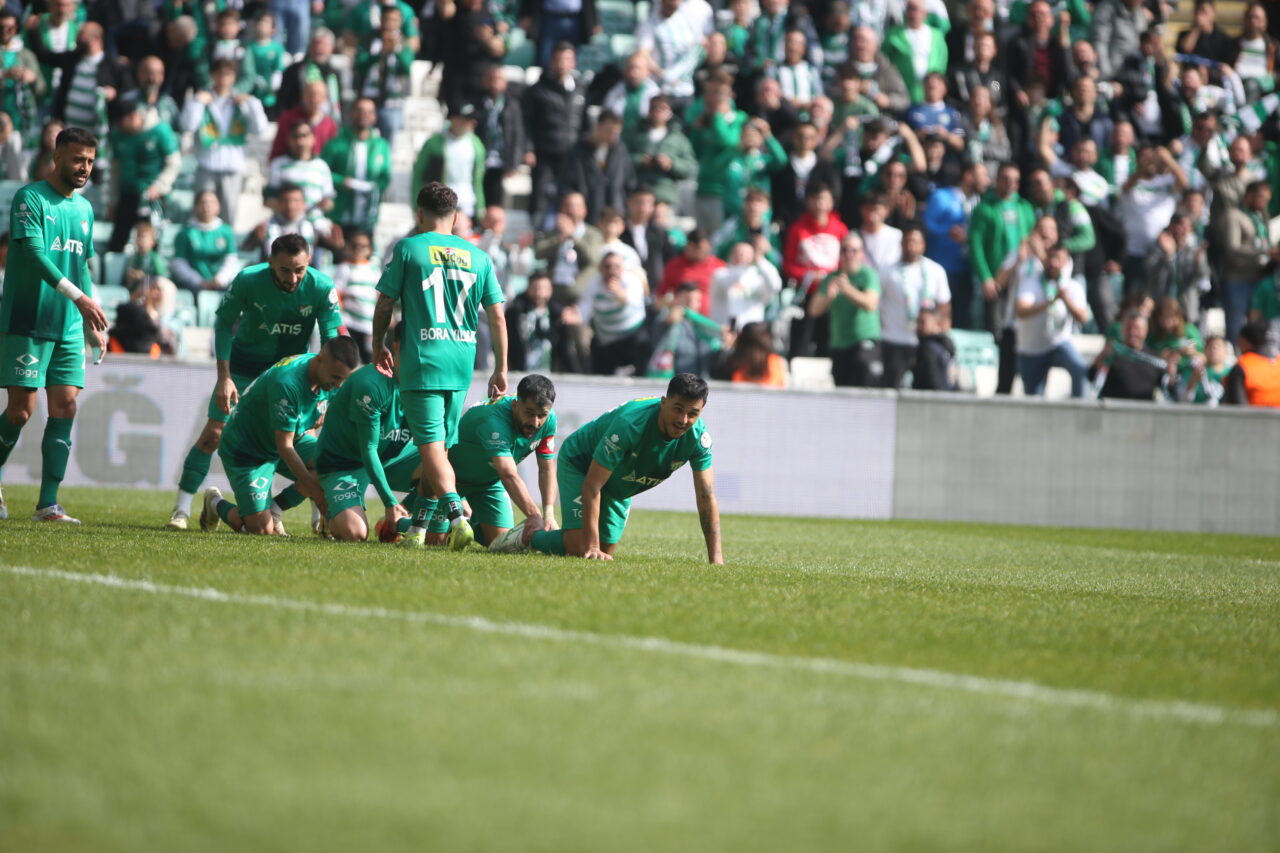 Bursaspor Ege’de telafi peşinde! Kritik maç saat kaçta hangi kanalda?