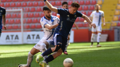 Bursa’nın 3.Lig temsilcisi yara aldı