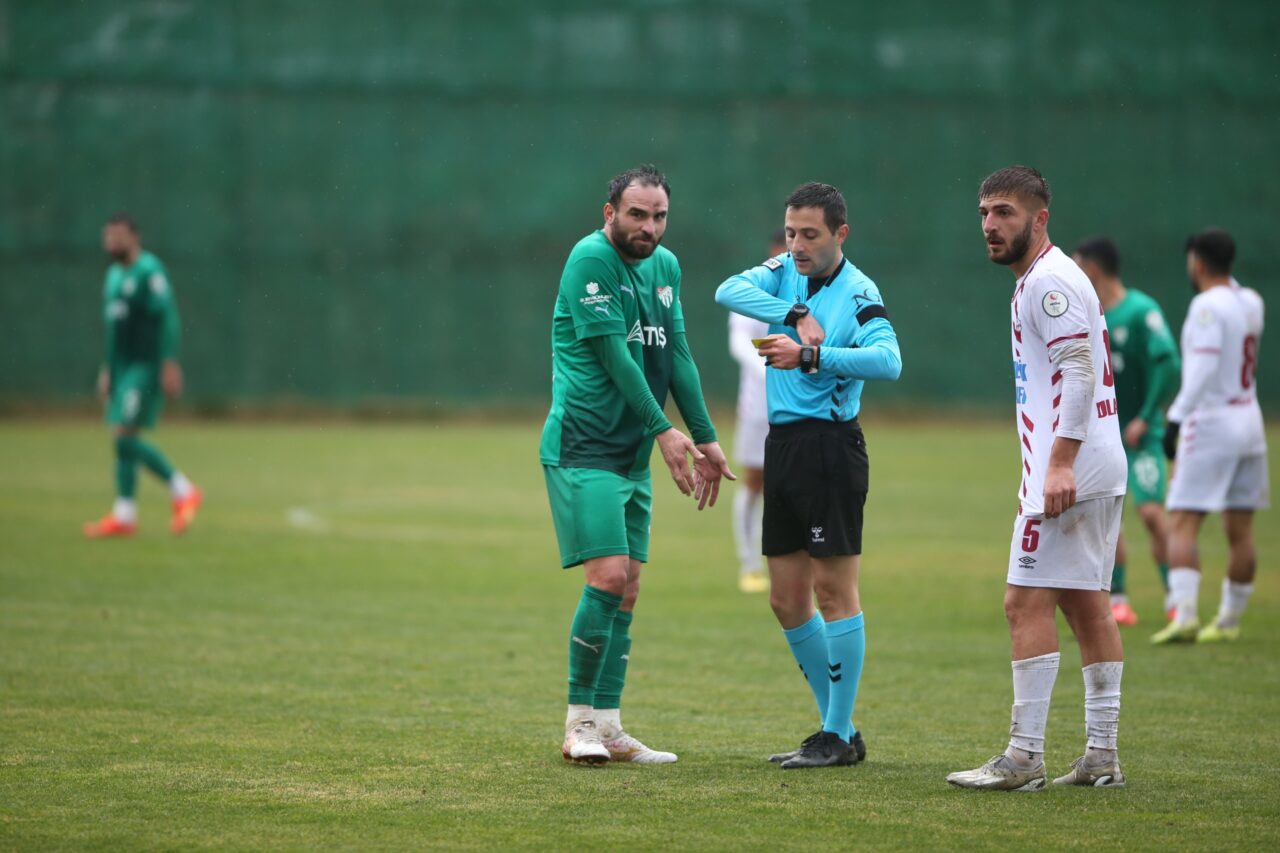 Bursaspor-Kırşehir maçına tanıdık hakem Bursaspor-Kırşehir maçına tanıdık hakem
