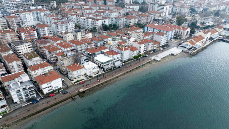 Bursalılar bu yola dikkat! Bugünden itibaren… Bursa'nın Mudanya ilçesinde İstasyon Caddesi ve Ömerbey Mahallesi sahil yolunda