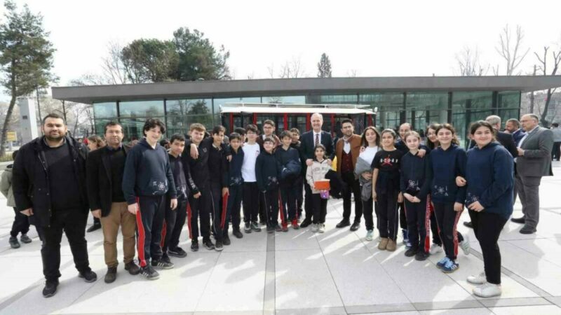İnegöl Belediyesi 8-14 Mart tarihleri arasında kutlanan Bilim ve Teknoloji