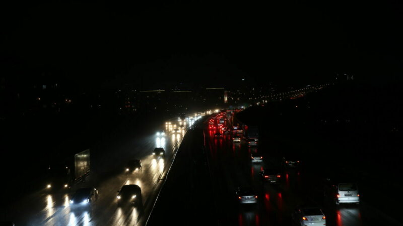 Ramazan Bayramı tatili dolayısıyla İstanbul-İzmir Otoyolu'nun Bursa kesiminde akıcı yoğunluk