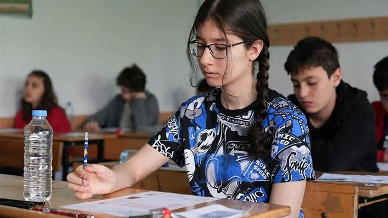 Veliler dikkat! LGS başvuru kılavuzu yayımlandı