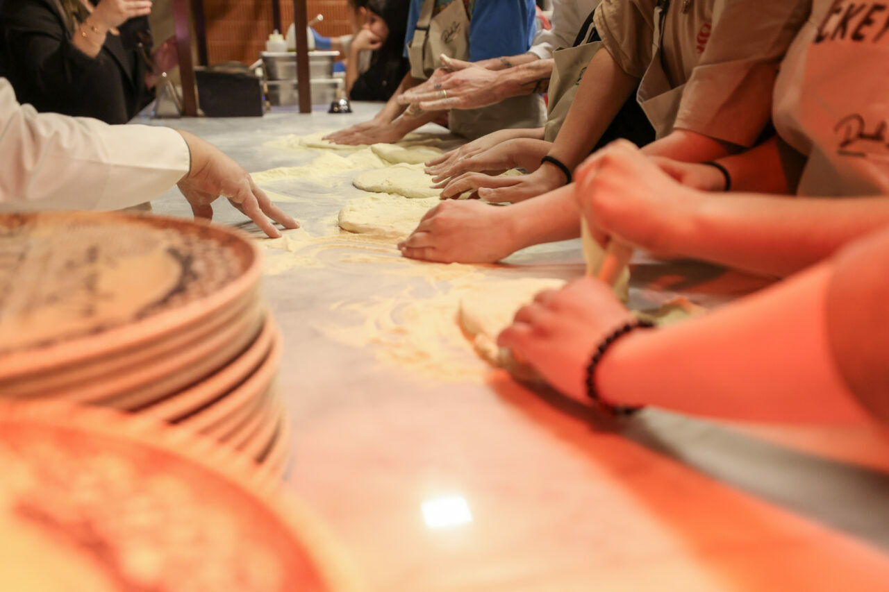 Bursa’da yüreklere dokunan iftar buluşması