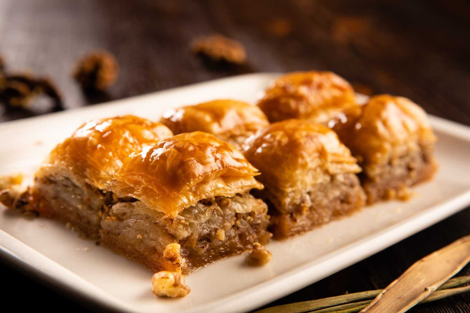 Evde Bayram Baklavası Nasıl Yapılır? İşte Tam Ölçülü ve Lezzetli Tarifi!