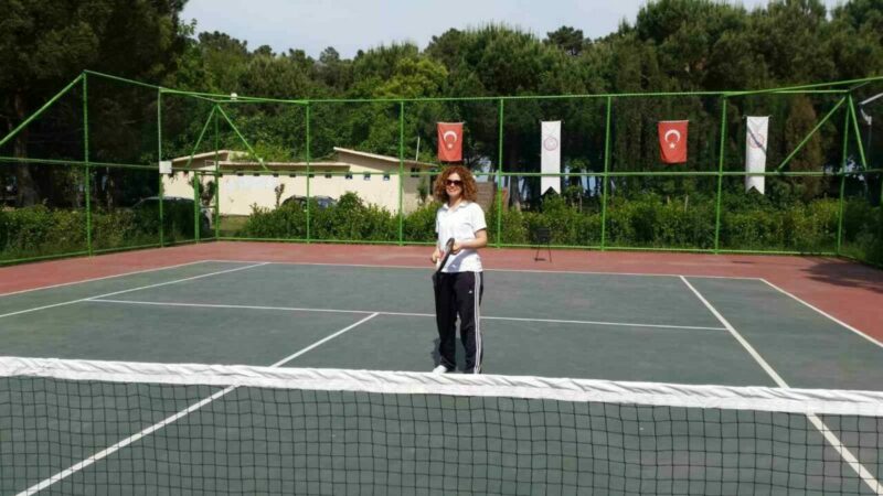Türkiye Tenis Federasyonu tarafından Bursa İl Temsilciliği görevine atanan Aslıhan