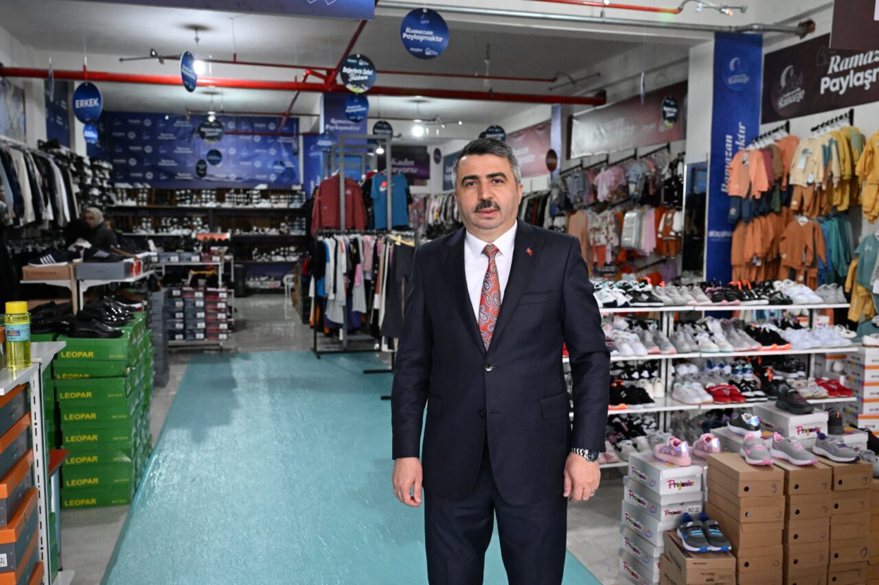 Bursa’nın Yıldırım Belediyesi’nden 10 bin aileye bayramlık