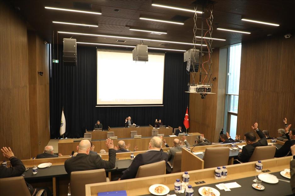 İnegöl Belediyesi’nin 2024 Faaliyet Raporu meclisten geçti