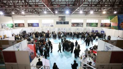 İnegöl’de 7. Üniversite ve Meslek Tanıtım Günleri başladı