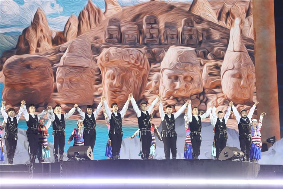 İnegöl Belediyesi Halk Dansları Kazakistan’da ülkemizi temsil etti