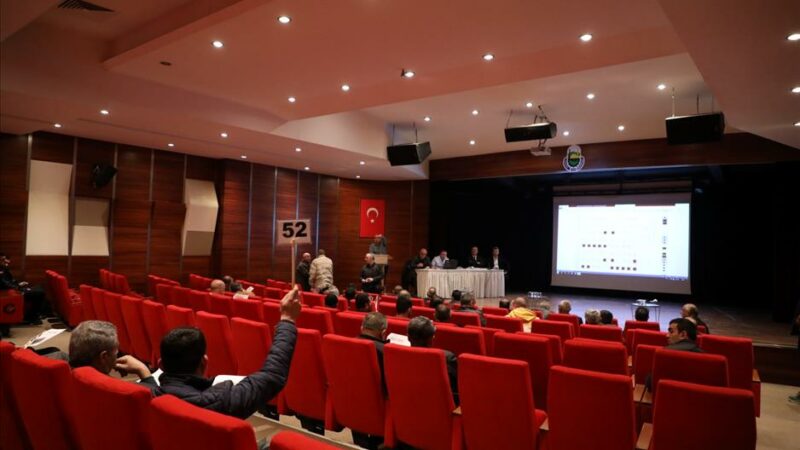 Kurban Bayramı’na sayılı günler kalırken, bölgenin en hareketli hayvan pazarlarından