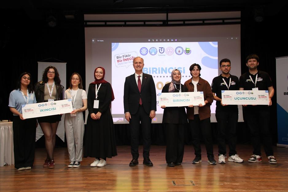 Bursa İnegöl’de öğrencilerin fikirleri yarıştı Bursa İnegöl’de öğrencilerin fikirleri yarıştı