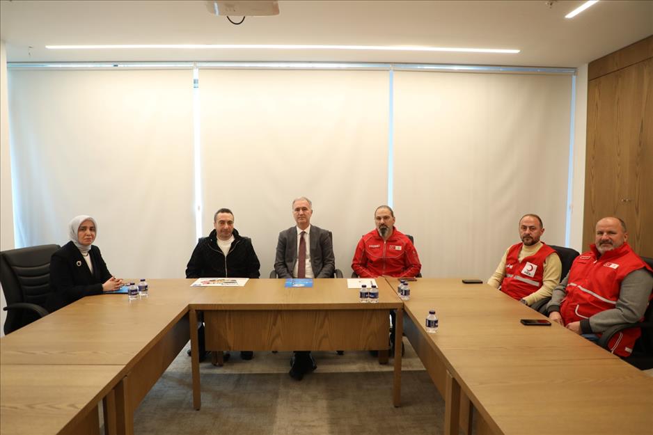 İnegöl Belediyesi’nden Gazze için sıcak yemek kampanyası İnegöl Belediyesi’nden Gazze için sıcak yemek kampanyası