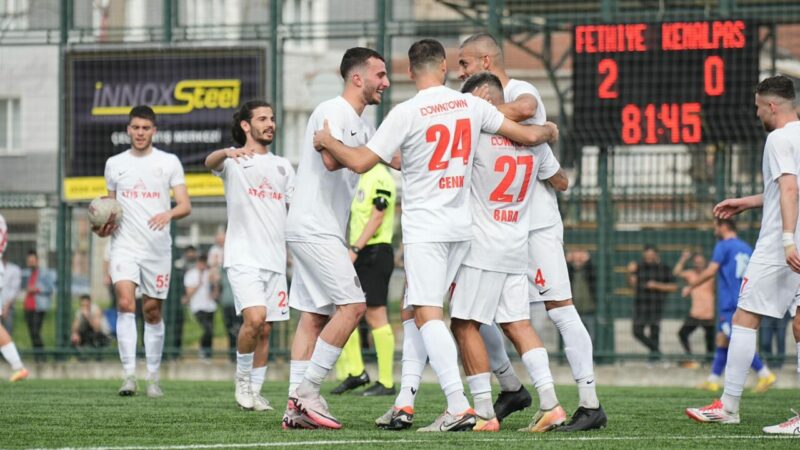 Bursa ekibi mutlu sona çok yakın! 3. Lig’in kapısını araladı Bursa ekibi son 5 haftasına girilen ligde mutlu sona çok