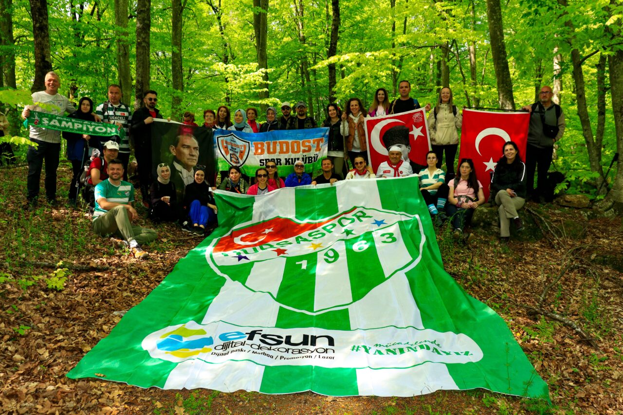Budost’tan doğada Bursaspor kutlaması Budost’tan doğada Bursaspor kutlaması