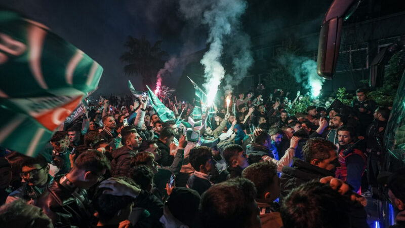 Özlüce’de büyük coşku! İşte şampiyon işte taraftar