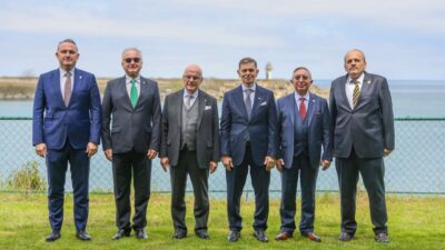 Şampiyon Divan Başkanları buluştu!