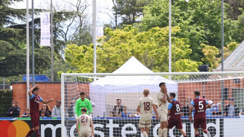 Trabzonspor U19 takımından Avrupa’da tarihi başarı UEFA Gençlik Ligi'nde yarı finale kalmayı başaran Trabzonspor 19 Yaş