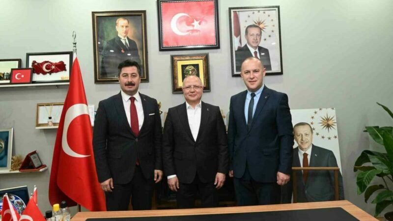 AK Parti Bursa İl Başkanı Davut Gürkan, İyi Parti’den Ak