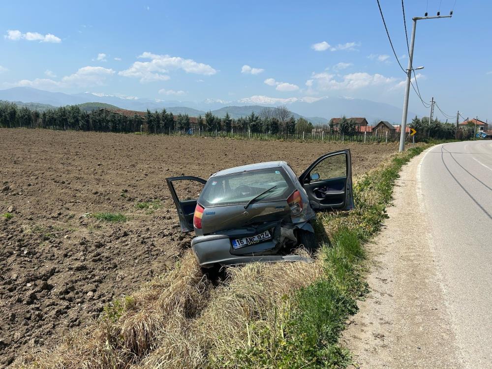 Bursa’da otomobiller çarpıştı